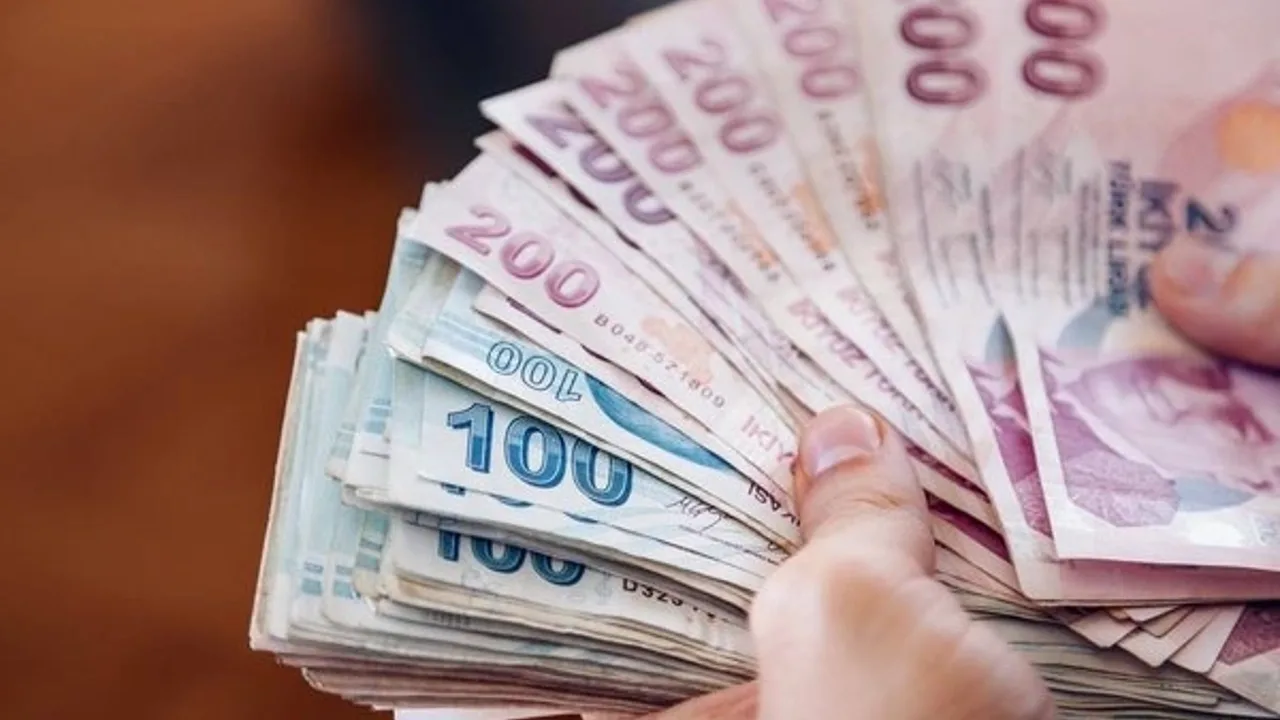 Para Yardımı Yapan Zenginler, İş Adamı ve Ünlüler